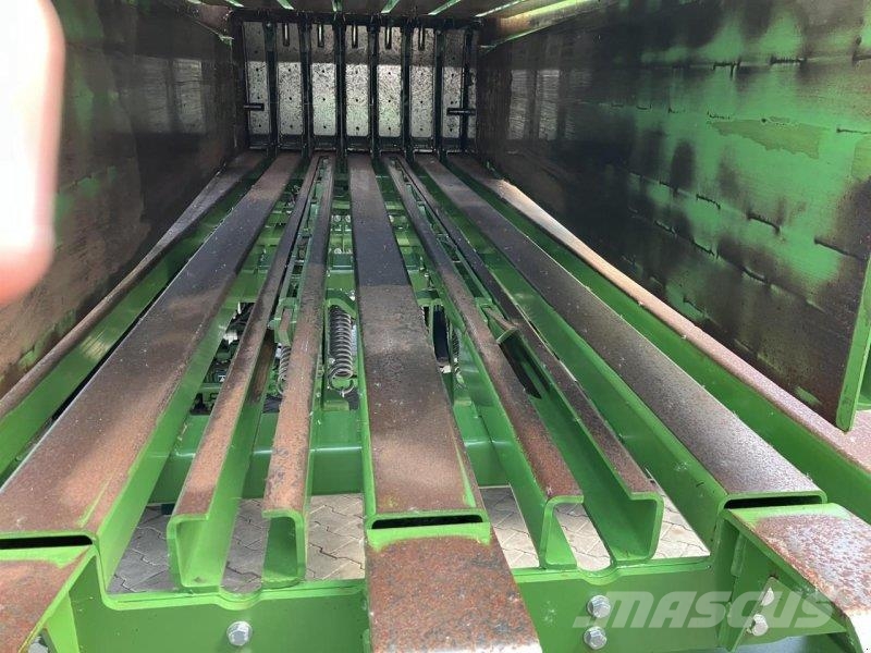 Krone BP 1270 VC Πρέσες τετράγωνων δεμάτων