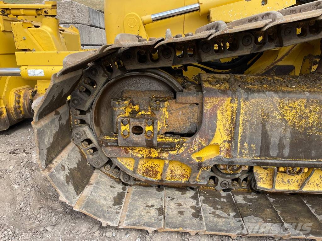 Komatsu D61PXi-24 Верижни булдозери