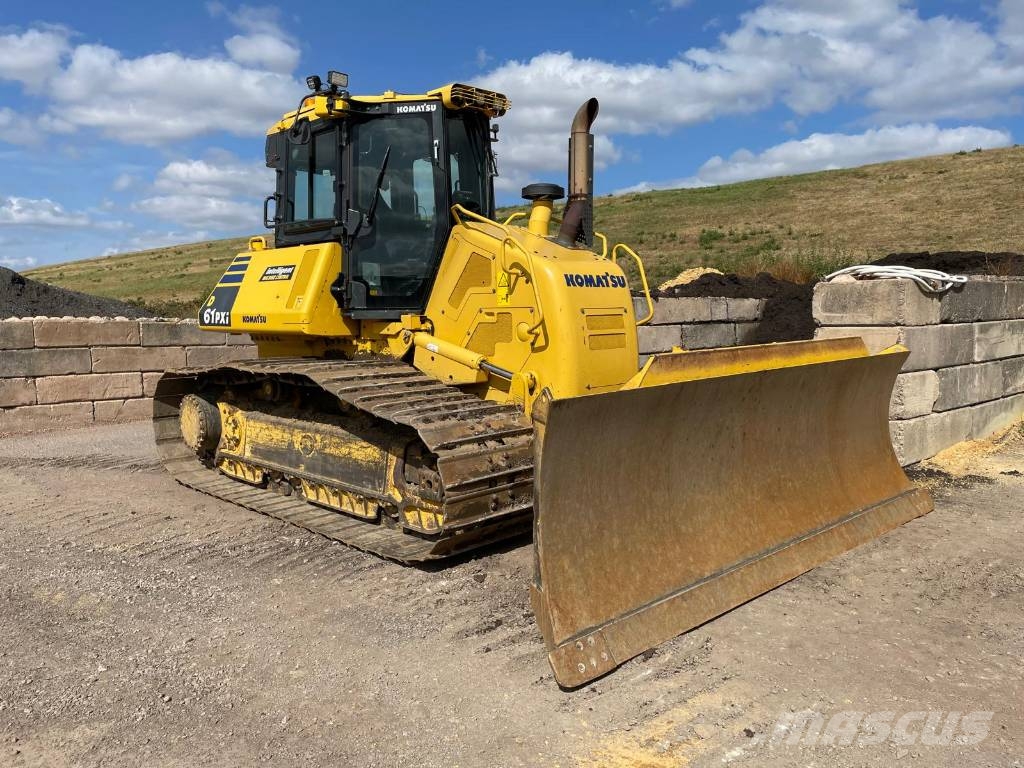 Komatsu D61PXi-24 Верижни булдозери