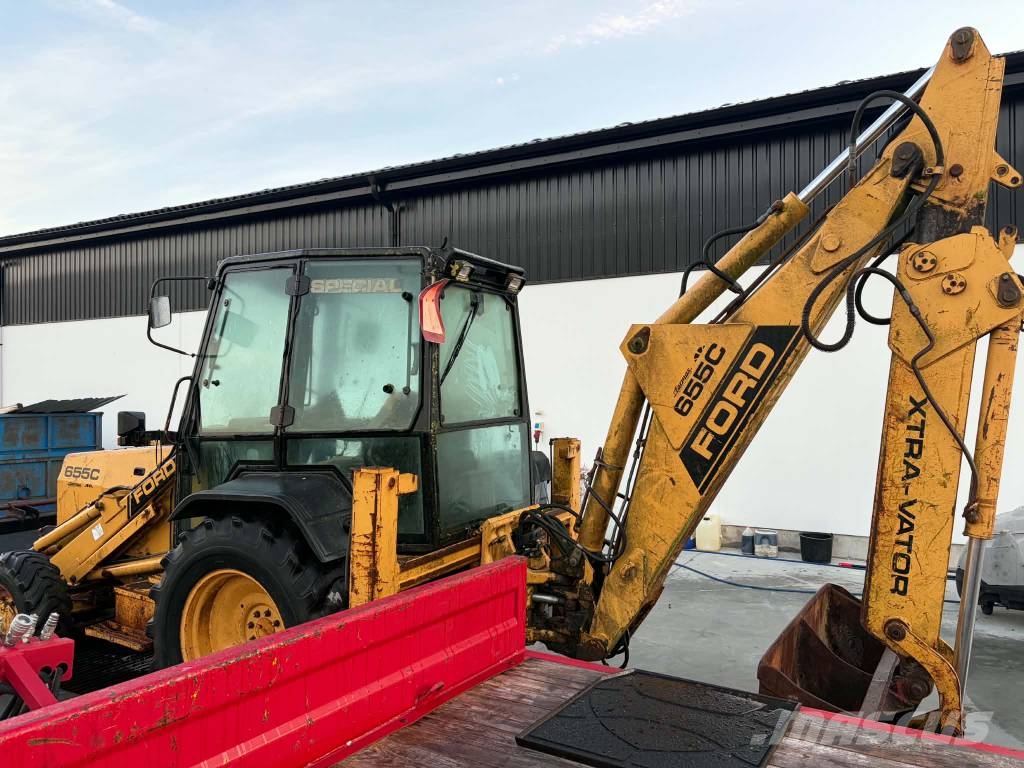 Ford 655 C Tractopelle