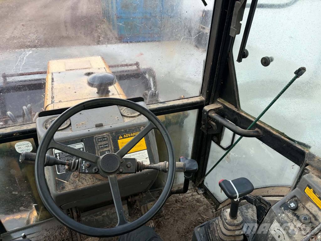 Ford 655 C Tractopelle