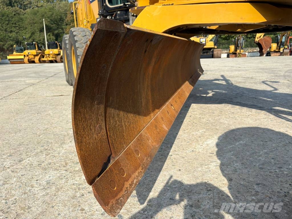 CAT 120 M 2 VHP PLUS Grader
