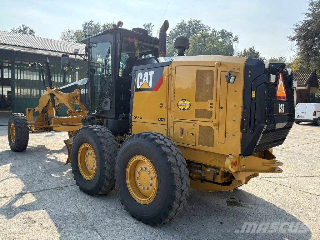 CAT 120 M 2 VHP PLUS Grader