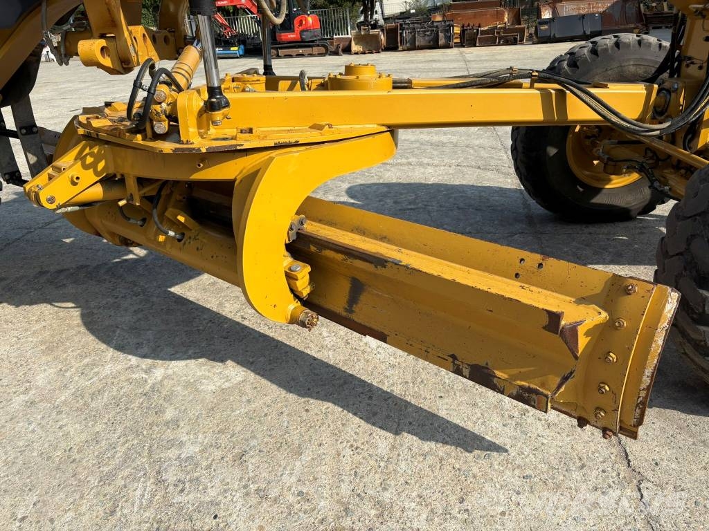 CAT 120 M 2 VHP PLUS Grader