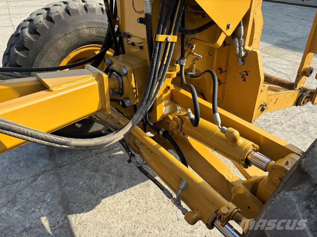 CAT 120 M 2 VHP PLUS Grader