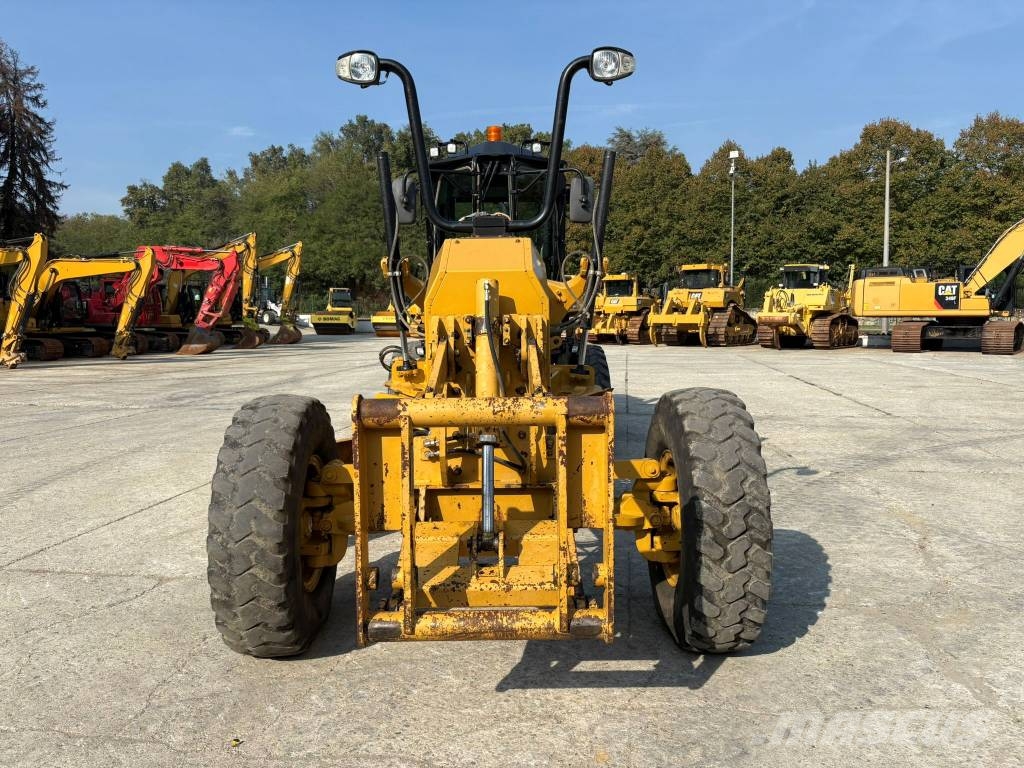 CAT 120 M 2 VHP PLUS Grader