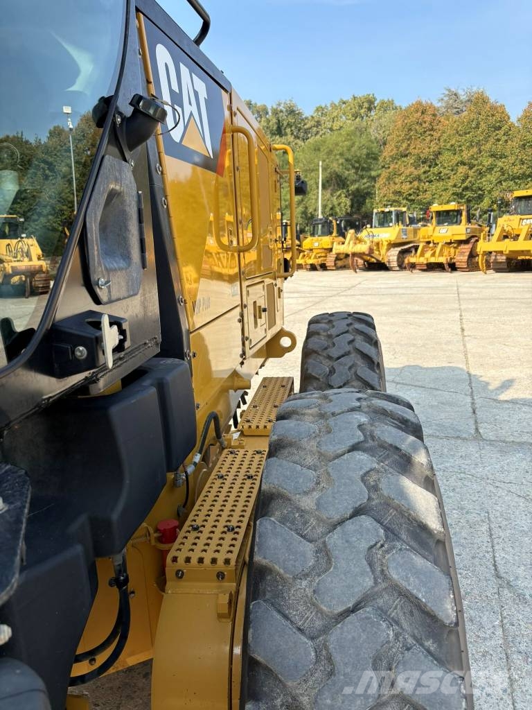 CAT 120 M 2 VHP PLUS Grader