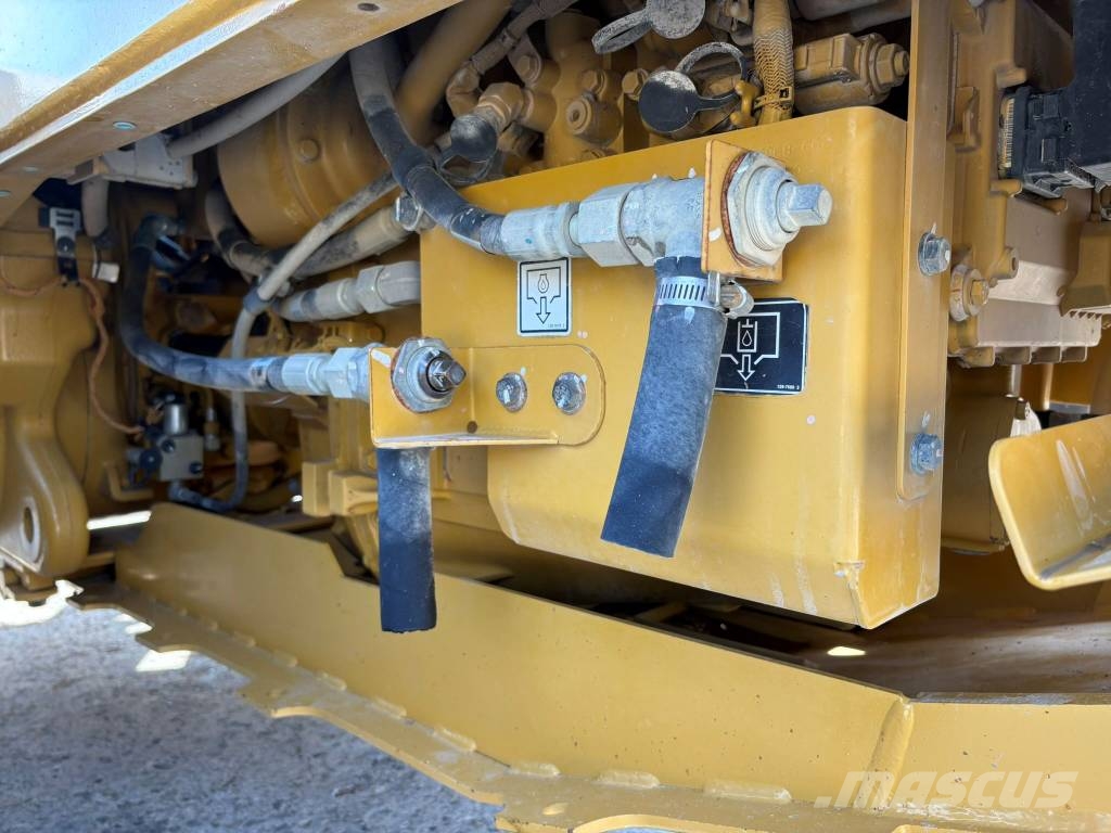 CAT 120 M 2 VHP PLUS Grader