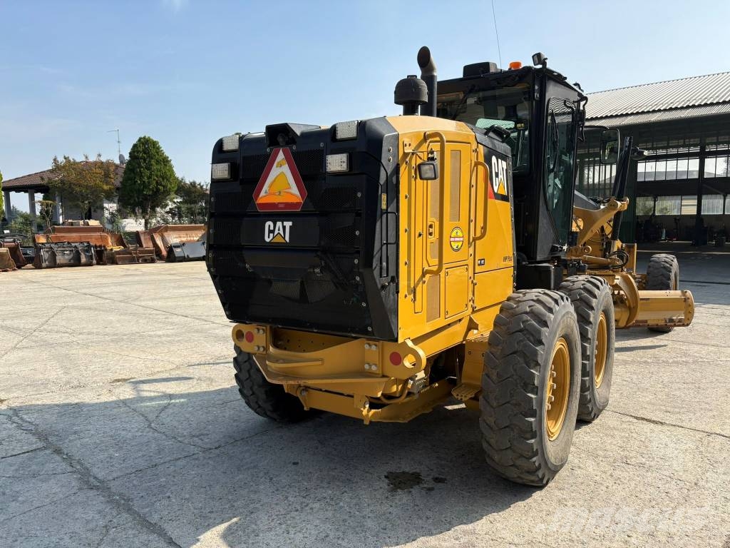 CAT 120 M 2 VHP PLUS Grader