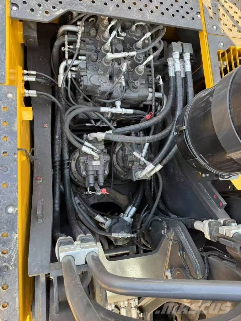 Volvo 480D Paletli ekskavatörler