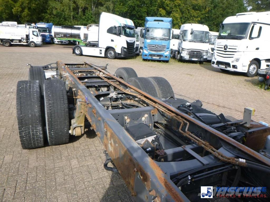 Renault Premium 320 dxi 6x2 chassis ADR Camiones con chasís y cabina