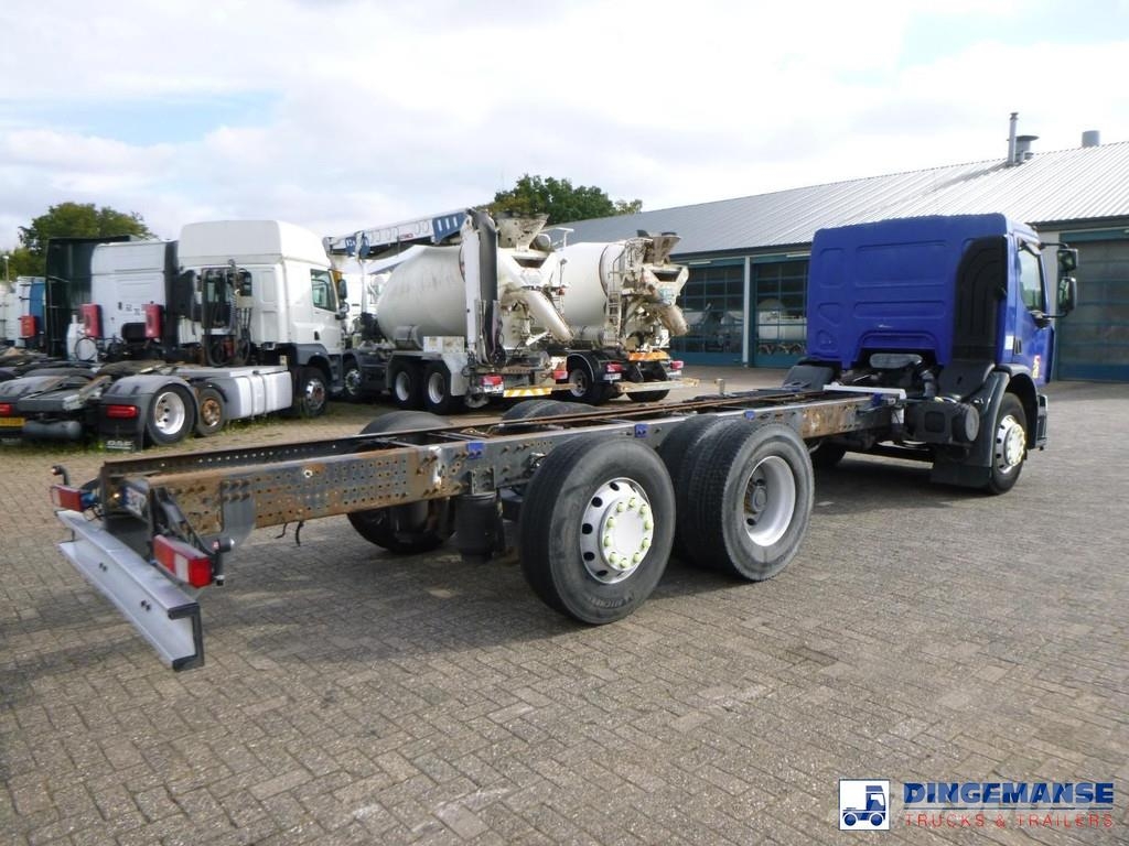 Renault Premium 320 dxi 6x2 chassis ADR Camiones con chasís y cabina