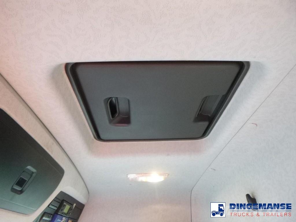 Mercedes-Benz Antos 2533 RHD 6x2 Thermoking T1000R frigo Koelwagens