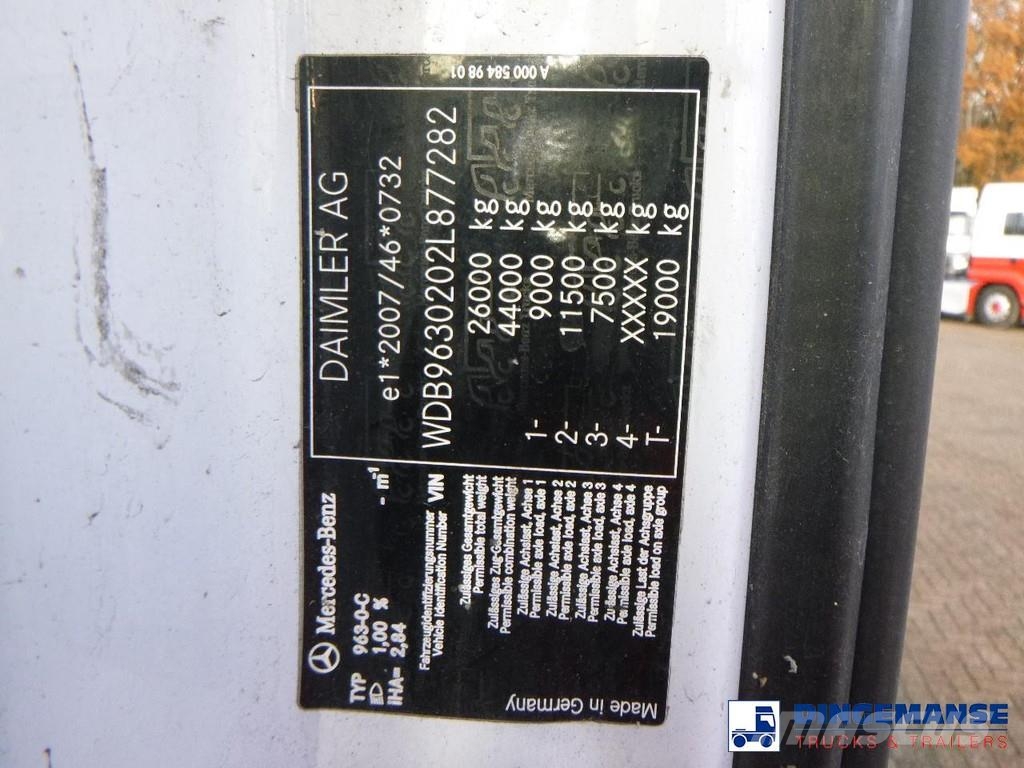 Mercedes-Benz Antos 2533 RHD 6x2 Thermoking T1000R frigo Koelwagens
