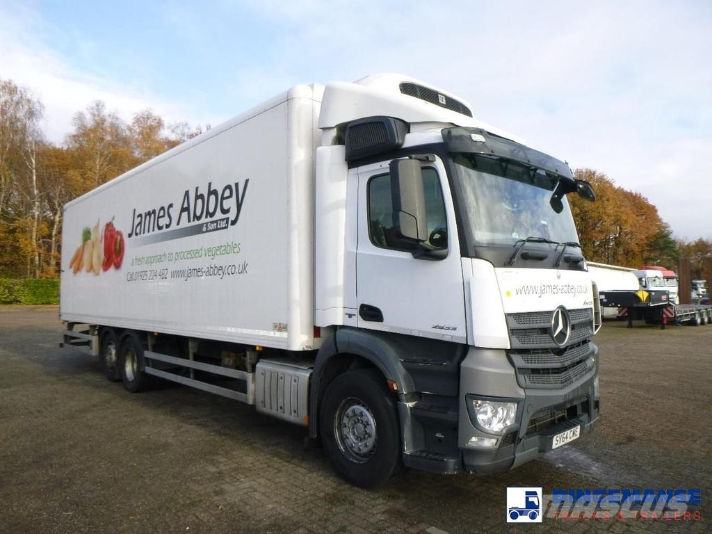 Mercedes-Benz Antos 2533 RHD 6x2 Thermoking T1000R frigo Temperature controlled trucks