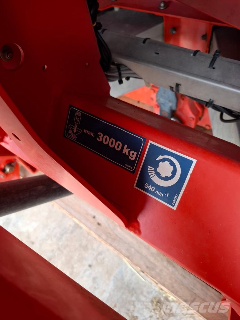 Kuhn Axis 40.1 w ISO Pulvérisateur d'engrais liquide
