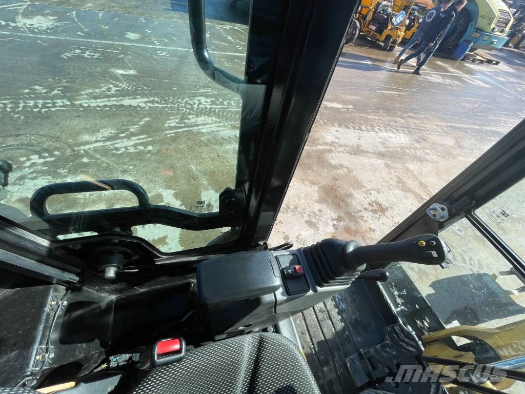 CAT 301.6-05 A Minigraafmachines < 7t