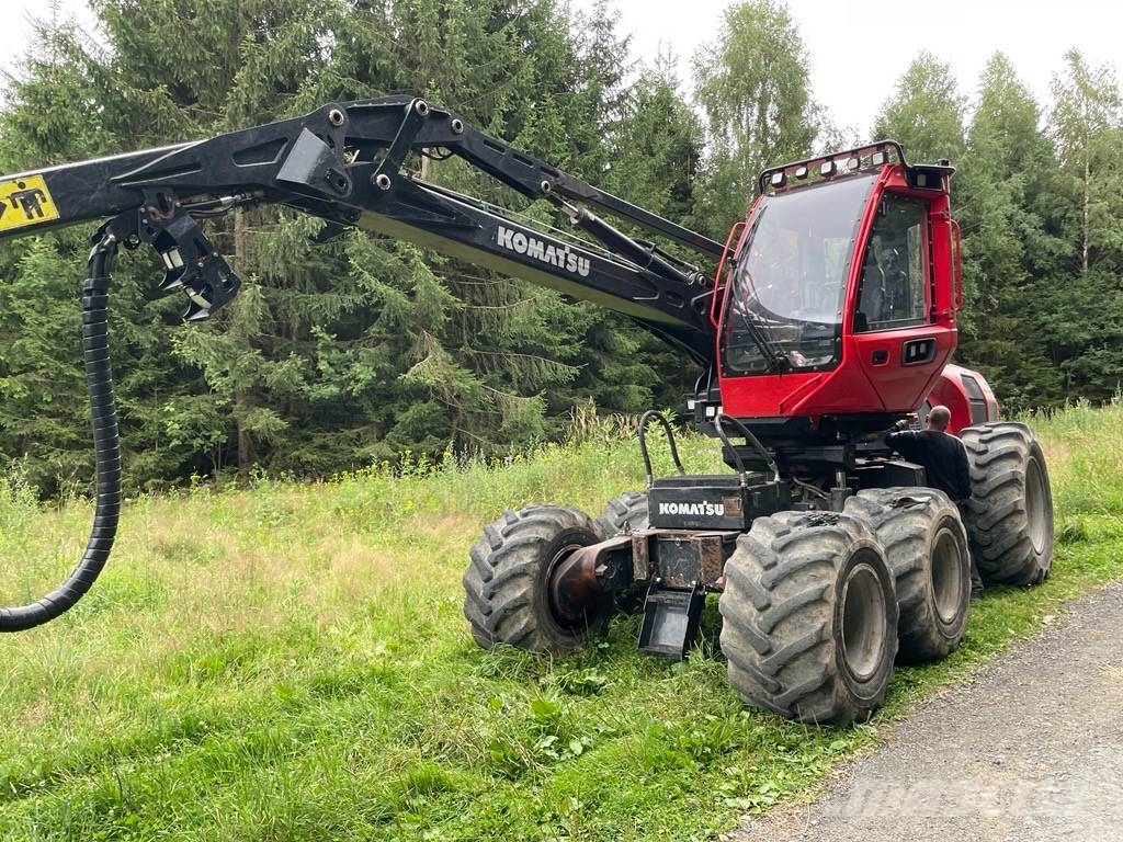 Komatsu 901 Харвестери
