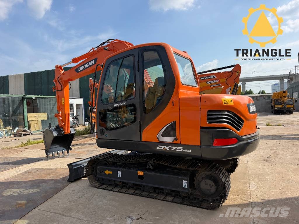 Doosan DX 75 Raupenbagger