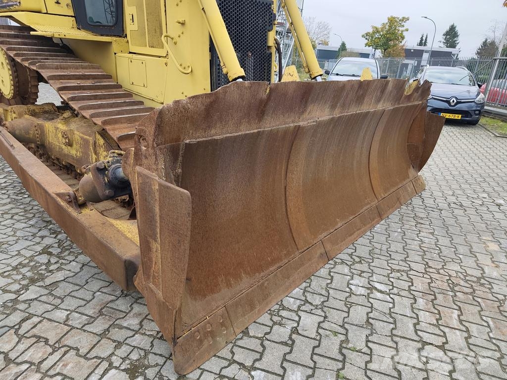 CAT D6H LGP . Buldožerji goseničarji