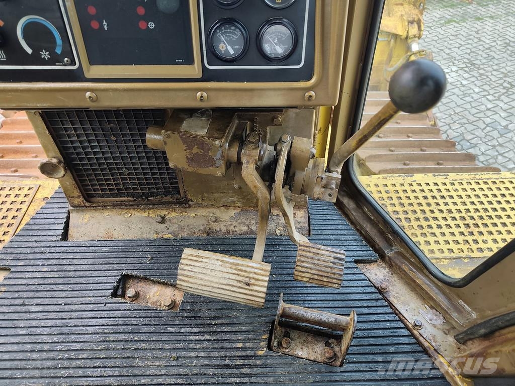 CAT D6H LGP . Buldožerji goseničarji