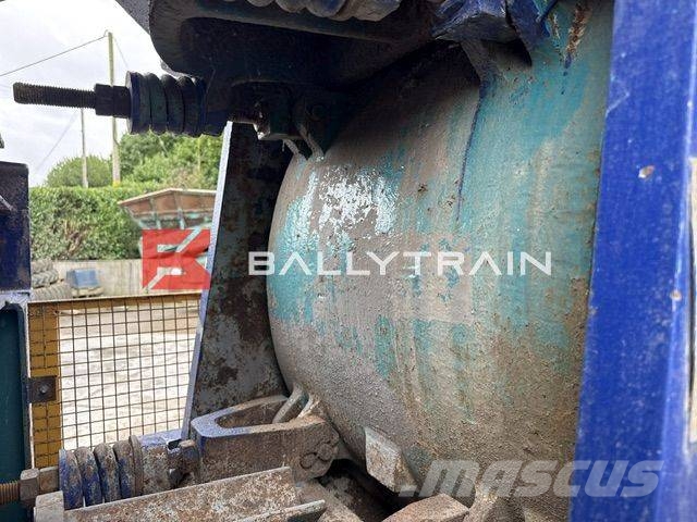 Kue-Ken 75S Hook Lift Jaw Crusher (30×20) Drobilci