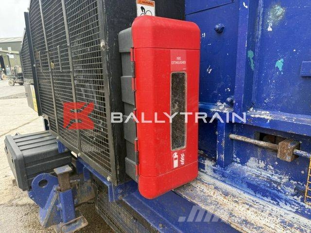 Kue-Ken 75S Hook Lift Jaw Crusher (30×20) Drobilci