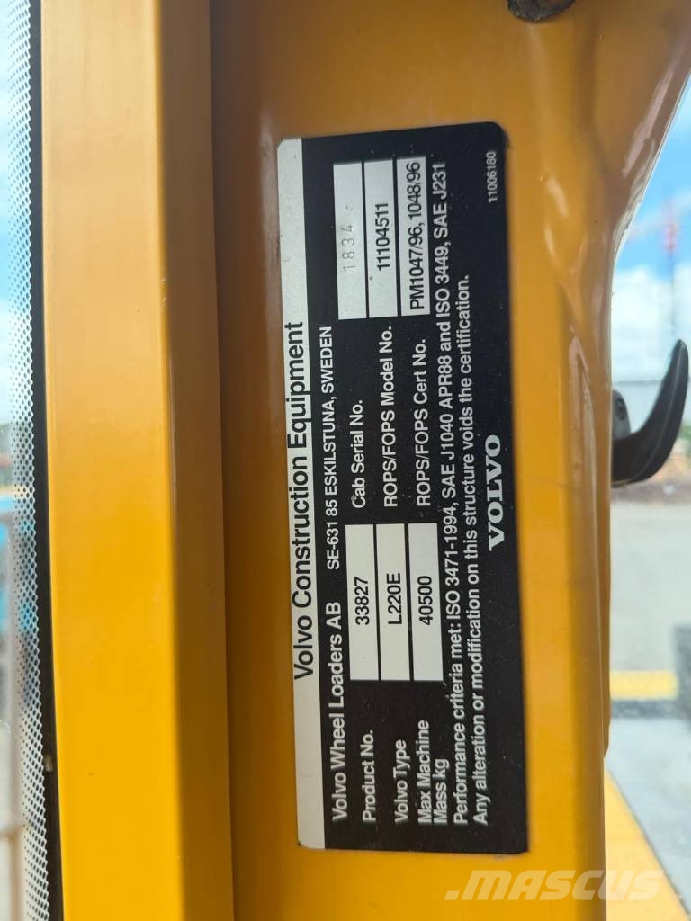 Volvo L220E Wielladers
