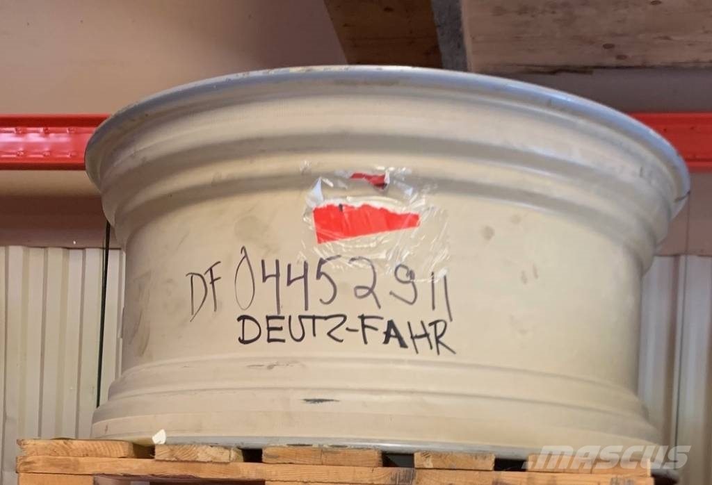 Deutz-Fahr Agrotron rim DWW 18LX38". 4452911, 0445 2911 Renkaat ja vanteet