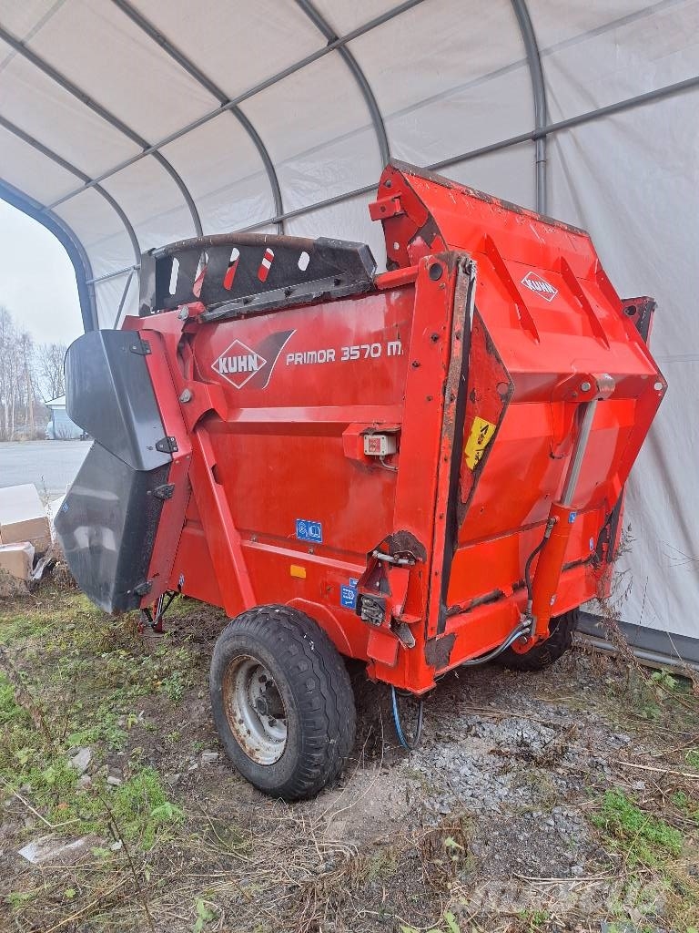 Kuhn Primor 3570 M Техника за разтоваране на силоз