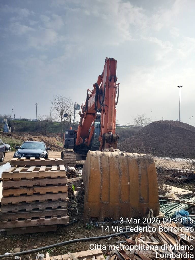 Hitachi ZX 240 Верижен екскаватор