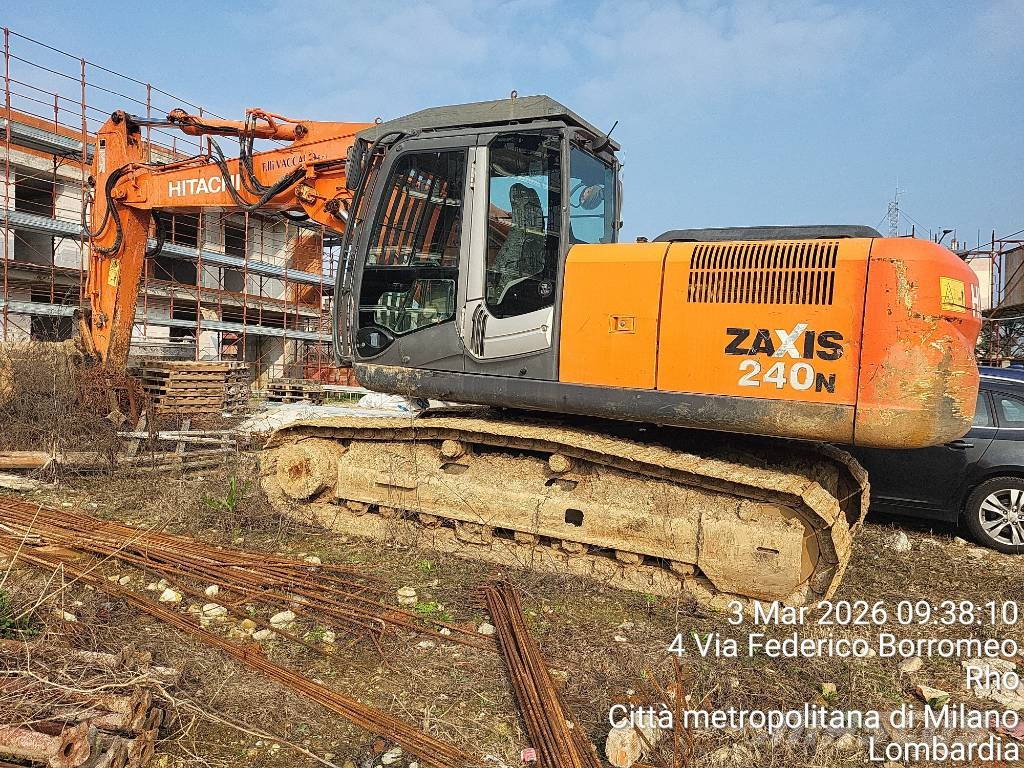 Hitachi ZX 240, 2008, Italy - Used crawler excavators - Mascus