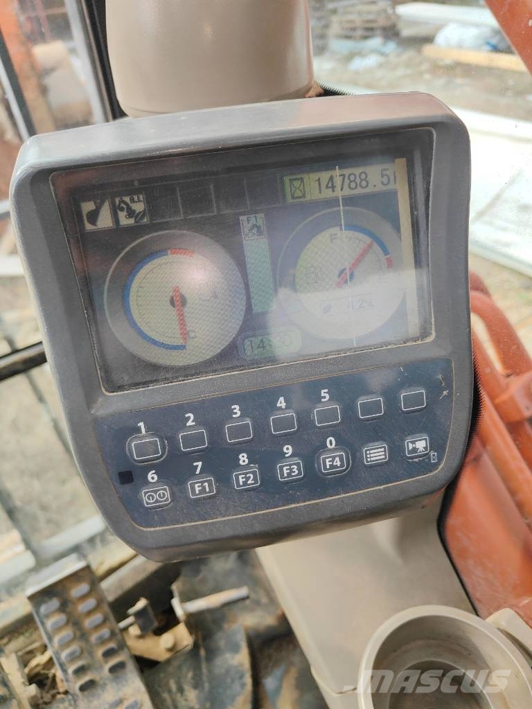 Hitachi ZX 240 Верижен екскаватор