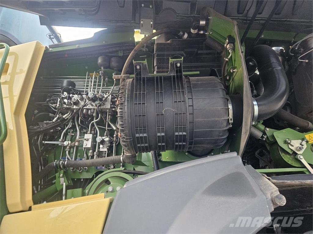 Krone BIG X 630 OptiMaize Самоходни фуражири