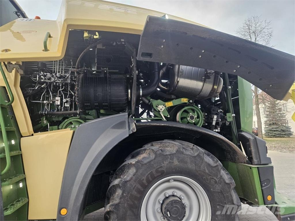 Krone BIG X 630 OptiMaize Самоходни фуражири