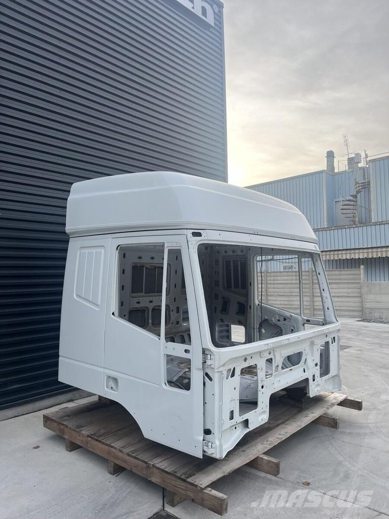 Iveco EUROSTAR 1993 -> 2003 Cabinas