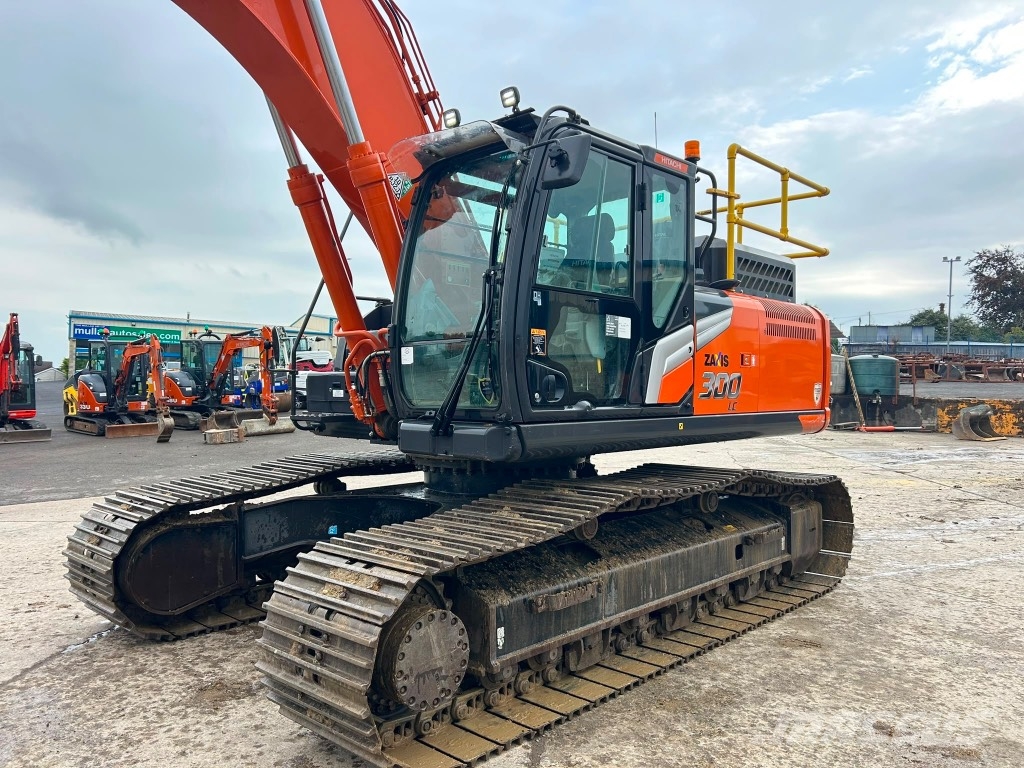 Hitachi ZX300 LC-7 Paletli ekskavatörler