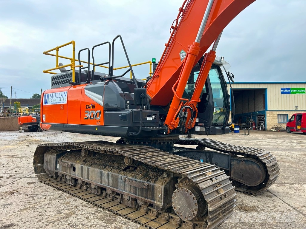 Hitachi ZX300 LC-7 Paletli ekskavatörler