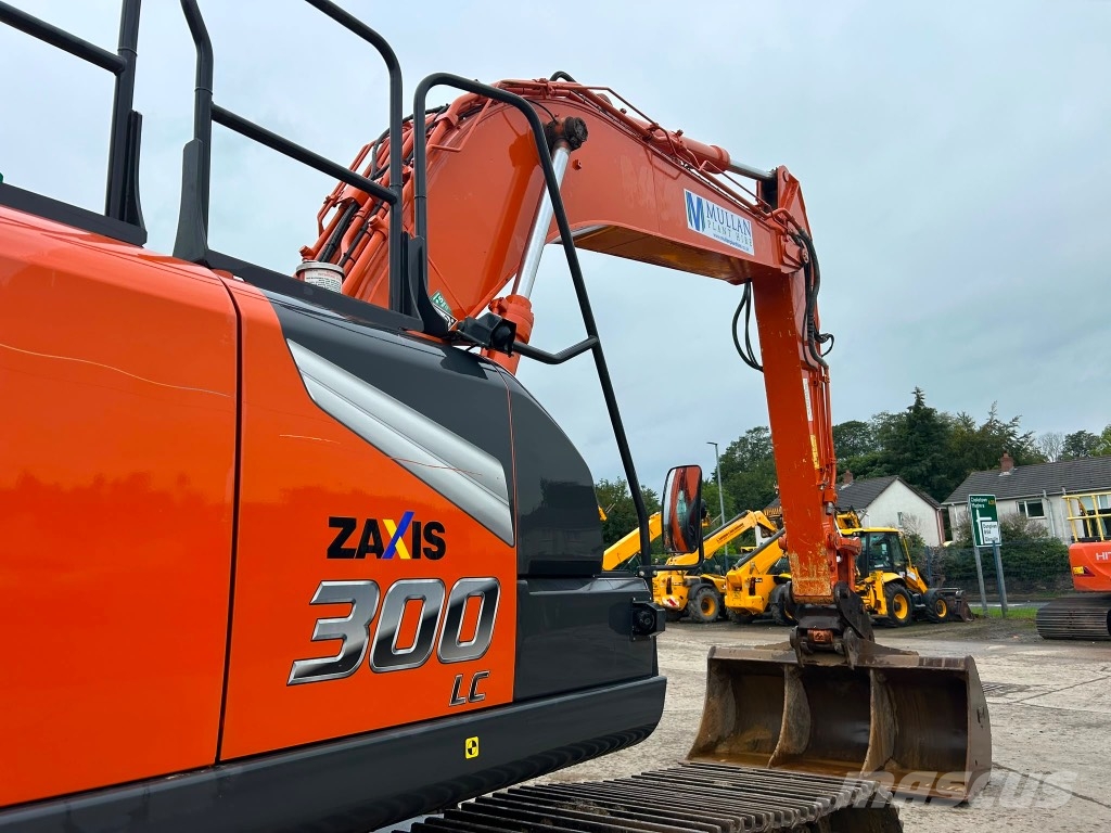 Hitachi ZX300 LC-7 Paletli ekskavatörler