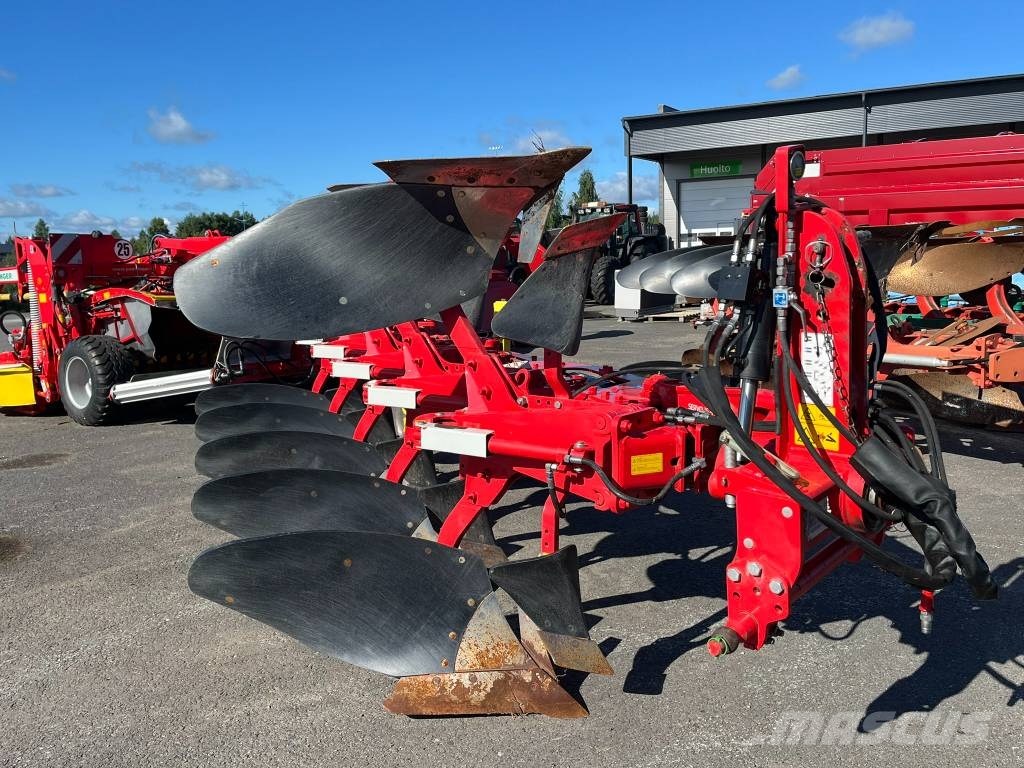 Pöttinger Servo 35 S Nova Plus Wentelploegen