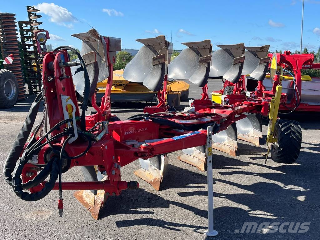 Pöttinger Servo 35 S Nova Plus Wentelploegen