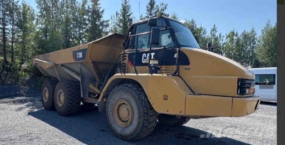 Volvo A 35 F ja Cat 730C ساحبات مفصلية