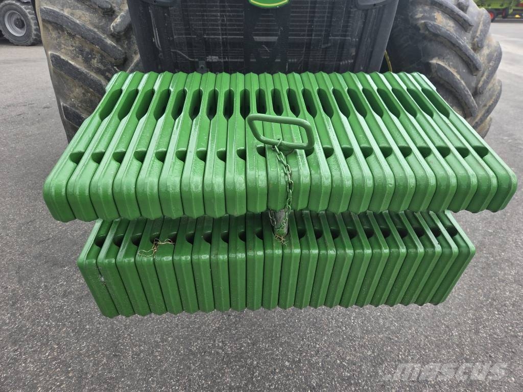 John Deere 8400 R الجرارات