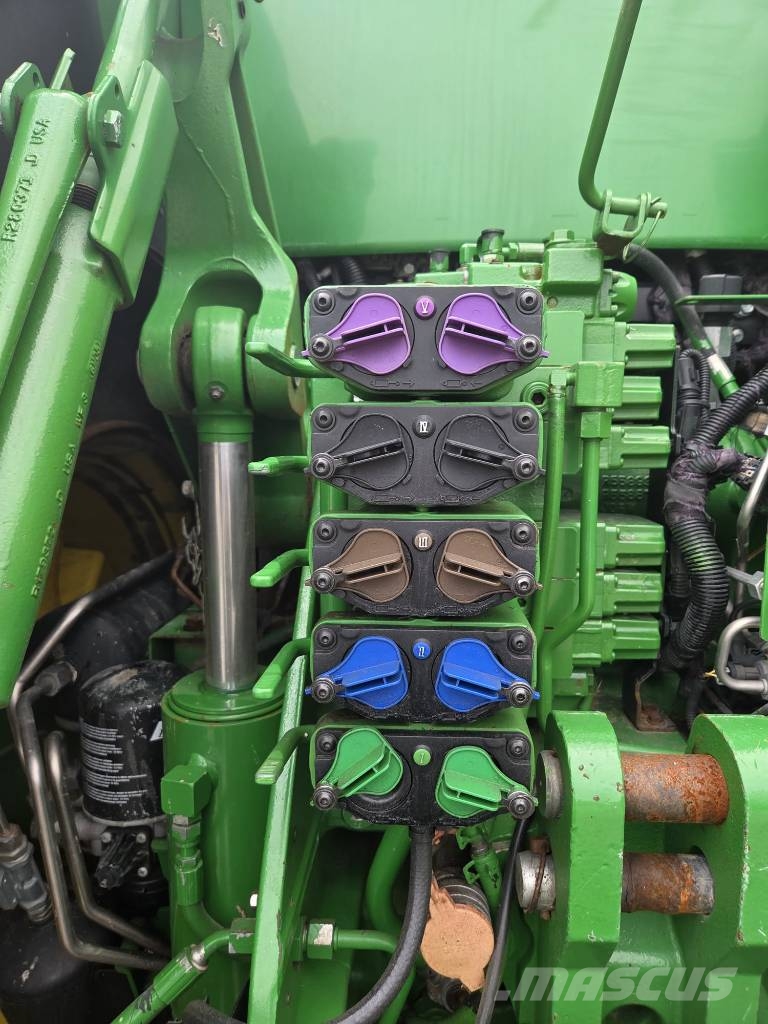 John Deere 8400 R الجرارات
