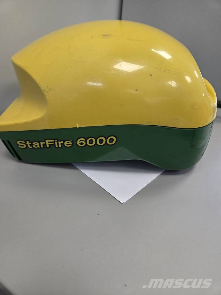John Deere 8400 R الجرارات