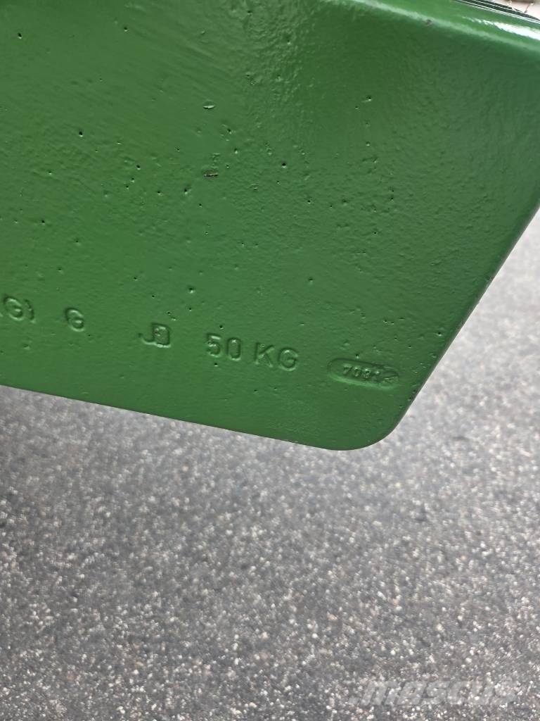 John Deere 8400 R الجرارات