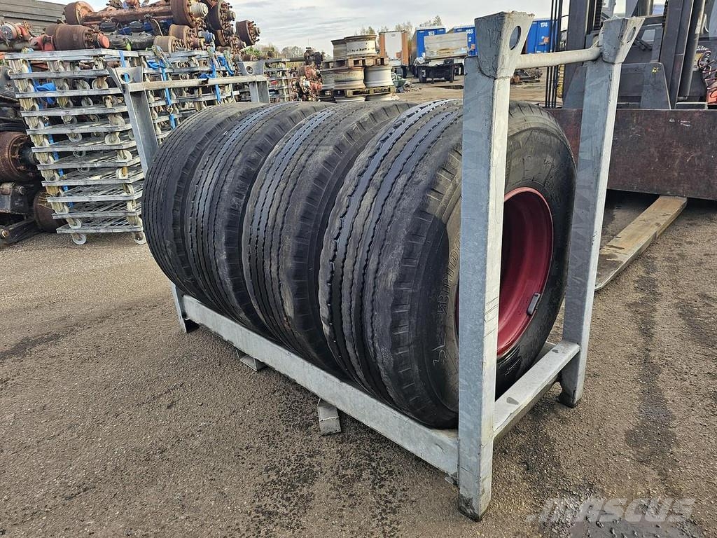 Bridgestone R 164| TRAILER BAND 425/65 R 22.5 |6/4 MM PROFIE M Otros componentes