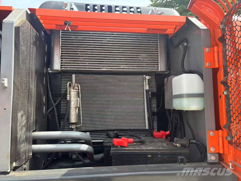 Hitachi ZX 200-3 G Εκσκαφείς με ερπύστριες