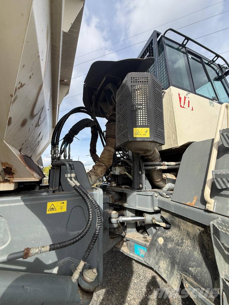 Terex TA400 Dumper - Knickgelenk