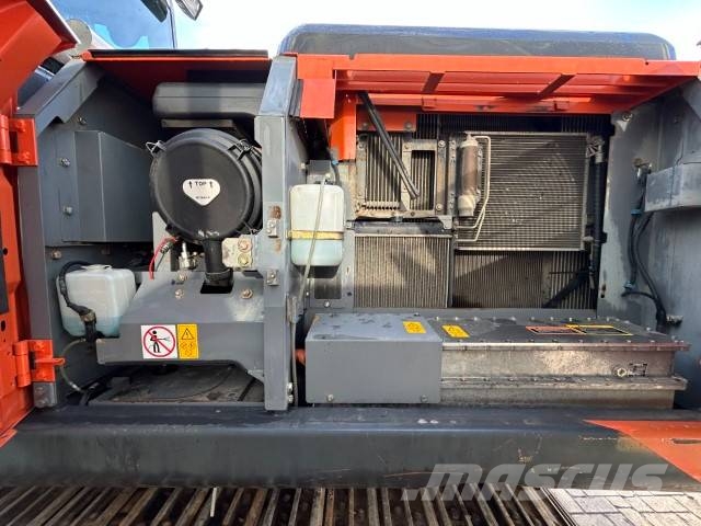 Hitachi ZH 210 LC-5B 履带挖掘机